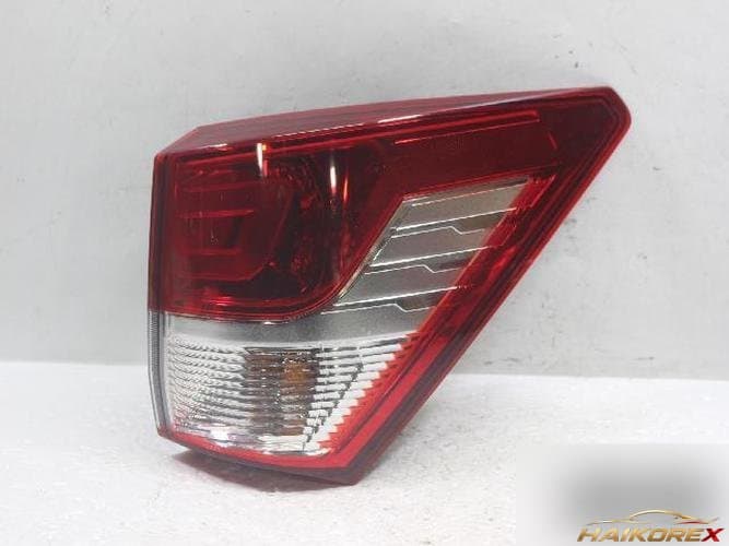 KG Mobility Korando 2014 — комбинированный фонарь задний правый 8360221500