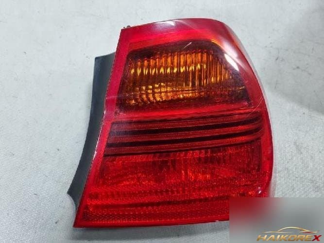 BMW 3 Series 2007 — задний фонарь в сборе правый (пассажирский)
