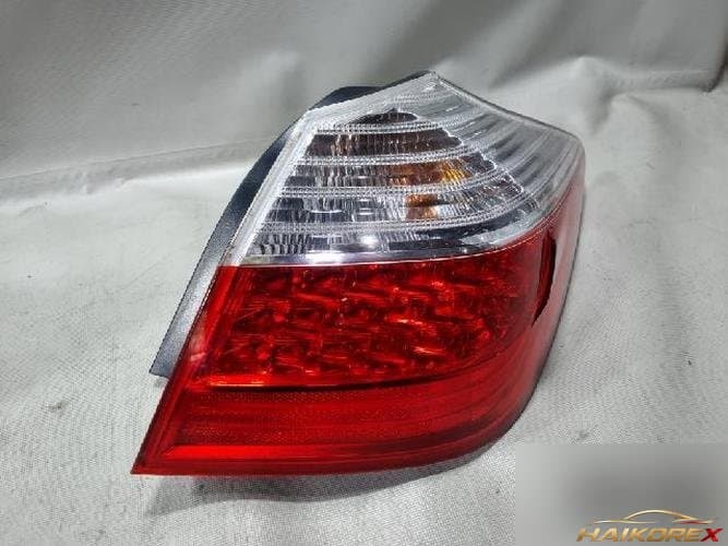 Hyundai Genesis 2009 — фонарь задний комбинированный правый (пассажирский) 2