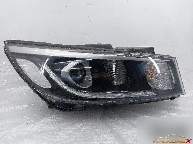 Kia Carnival 2020 — фара передняя правая