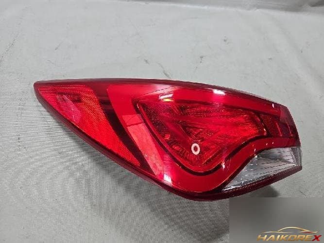Hyundai Sonata 2014 — фонарь задний левый (комбинированный)