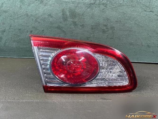 Hyundai Santa Fe 2011 — обшивка двери багажника левая