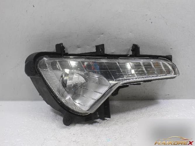 Kia Sportage 2011 — противотуманная фара правая (пассажирская) 922023W