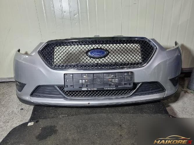 Ford Taurus 2014 — передний бампер