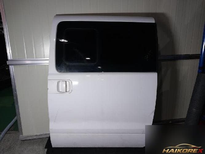 Hyundai Grand Starex 2012 — задняя левая дверь