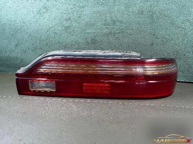 Hyundai Grandeur 1997 — комбинированный задний фонарь правый (пассажирский)
