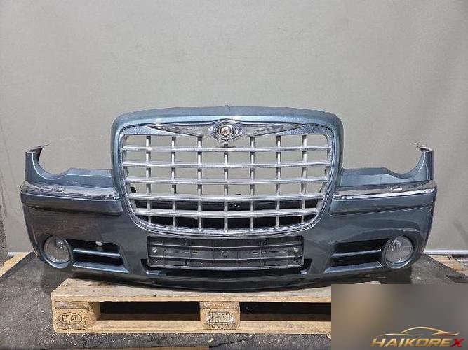 Chrysler 300 2007 — передний бампер