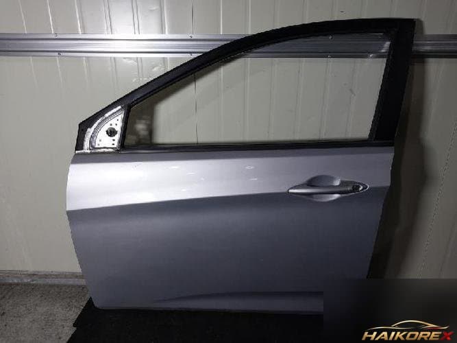 Hyundai Accent 2011 — передняя дверь левая (водительская)