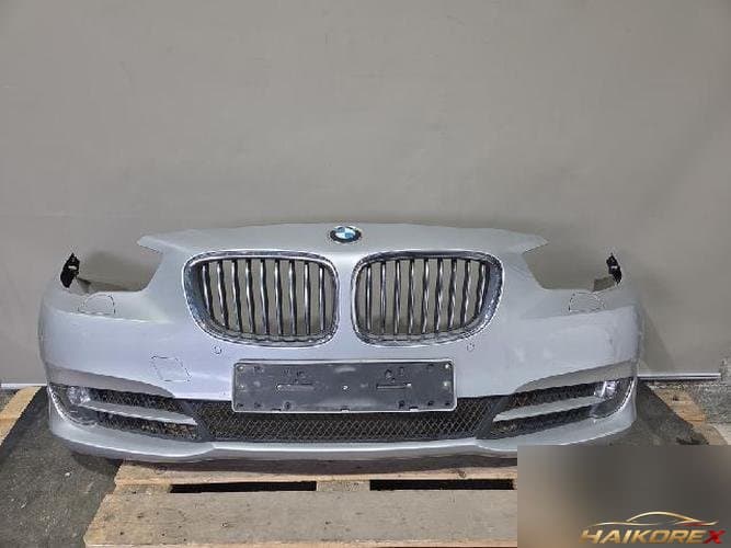 BMW 5 серия 2010 — передний бампер