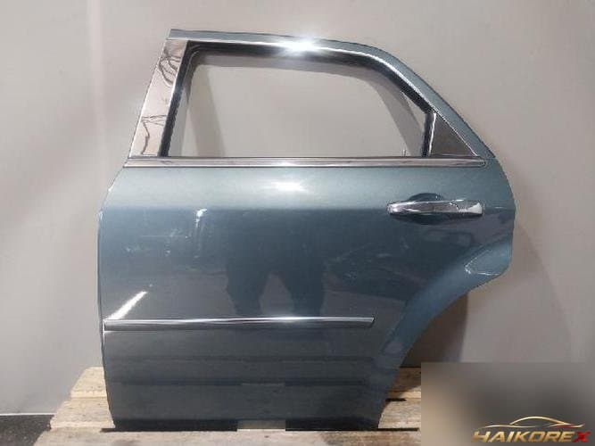 Chrysler 300 2007 — дверь задняя левая