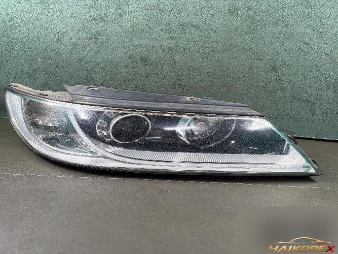 Hyundai Grandeur 2011 — фара передняя правая HID