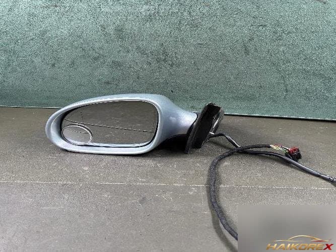 Volkswagen Passat 2009 — боковое зеркало левое 492127
