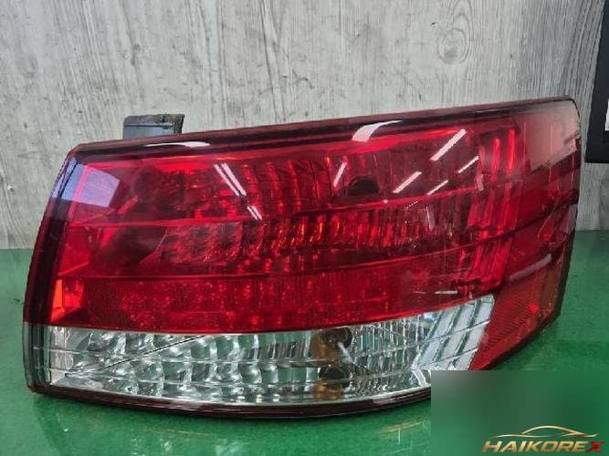 Hyundai Sonata 2006 — фонарь задний в сборе правый (комбинированный) 92402-3K0