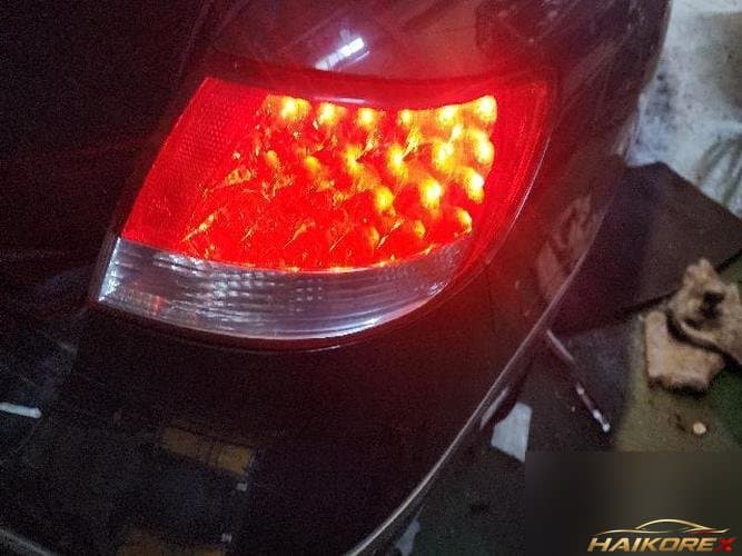 Hyundai Grandeur 2005 — комбинированный фонарь (задний) правый 92402-3L0