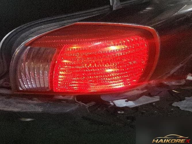 Hyundai Grandeur 2004 — комбинированный задний фонарь (правый, сторона пассажира)