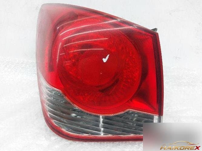 Chevrolet Cruze 2013 — задний комбинированный фонарь левый