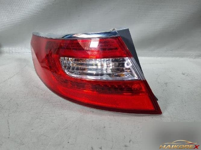 Hyundai Grandy 2011 — комбинированный фонарь задний левый (водительский)