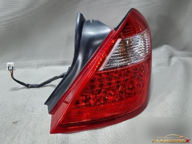 Renault SM7 2011 — комбинированный фонарь задний правый (пассажирский)