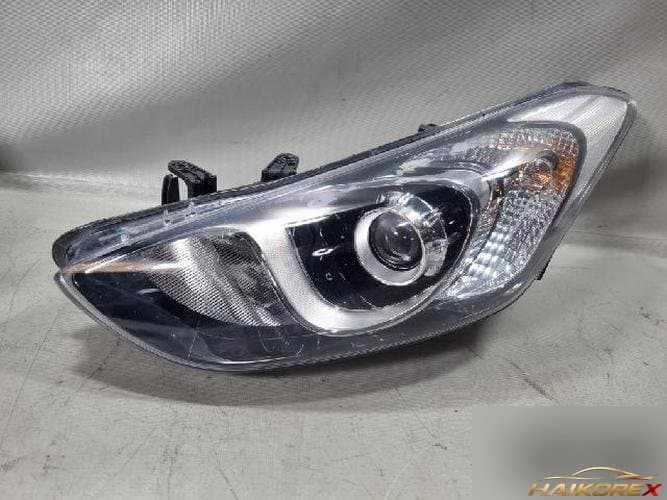 Hyundai i30 2012 — фара левая
