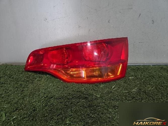 Audi Q7 2009 — фонарь задний комбинированный правый (4-pin)