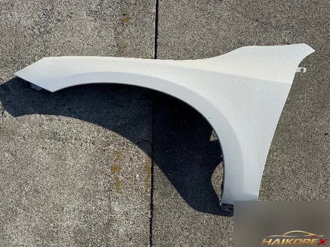 Volvo S60 2011 — крыло левое