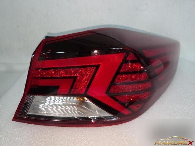 Hyundai Avante 2019 — фонарь комбинированный задний правый (92402 F2600)