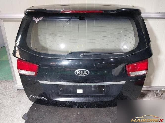 Kia Carnival 2015 — дверь багажника