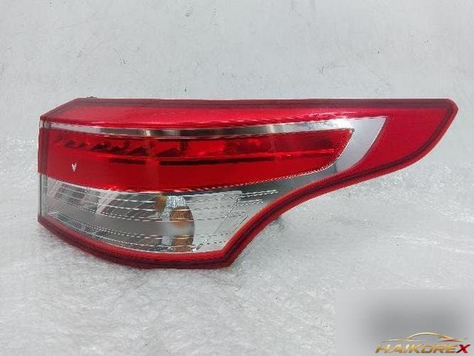 Renault SM5 2014 — комбинированный задний фонарь правый 265502071R