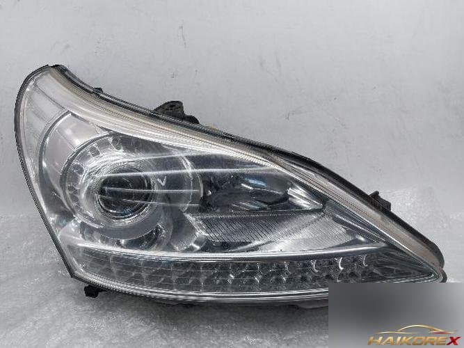 Hyundai Equus 2010 — фара передняя правая 92102-3N000