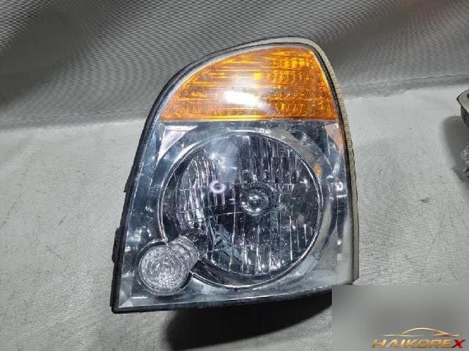 Hyundai Porter 2010 — фара левая (передняя)