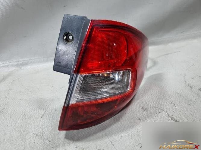 Renault QM5 2008 — фонарь задний комбинированный правый (пассажирский)