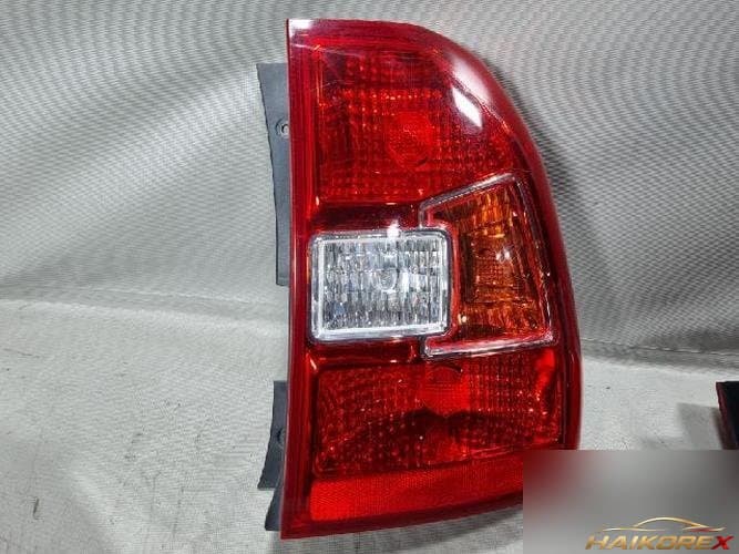 Kia Sportage 2009 — комбинированный фонарь задний правый (пассажирский)