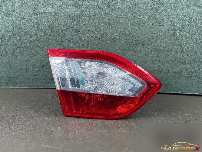 Renault SM3 2010 — накладка левой задней двери 8