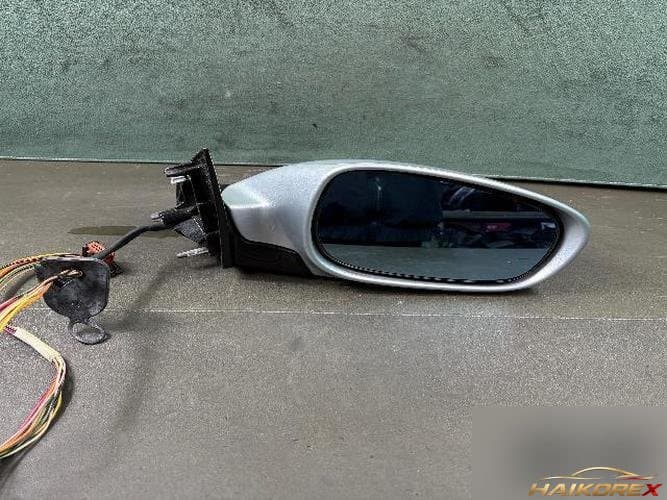 Peugeot 607 2007 — боковое зеркало правое