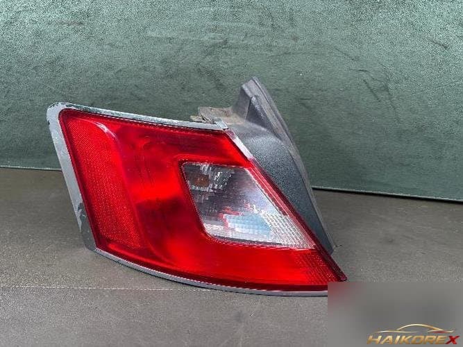 Ford Taurus 2011 — комбинированный фонарь задний левый