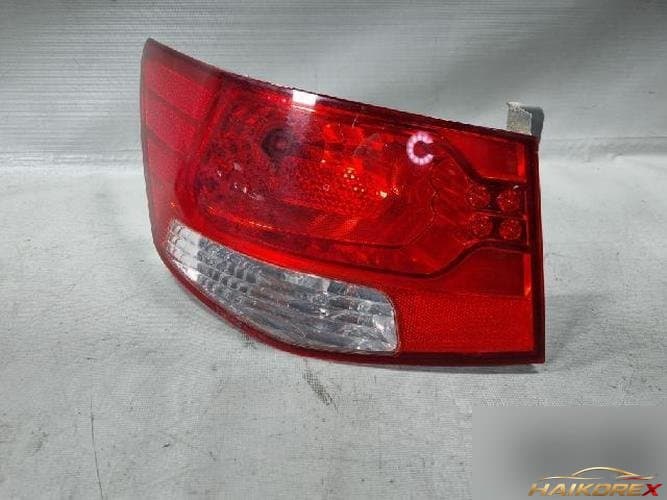 Kia Forte 2013 — комбинированный фонарь задний левый (водительский)