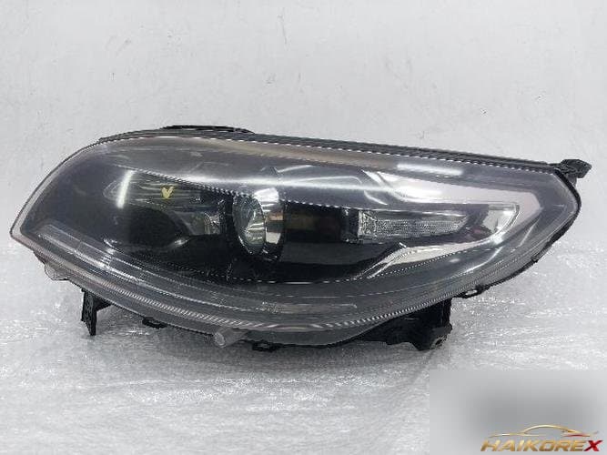 Renault SM7 2014 — фара левая 260605456R