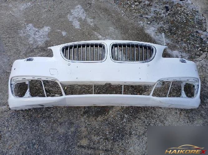 BMW 5 Series 2015 — передний бампер 1