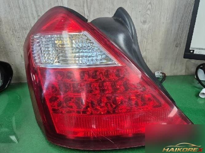 Renault SM7 2008 — комбинированный фонарь задний левый (водительской стороны) 53801-527