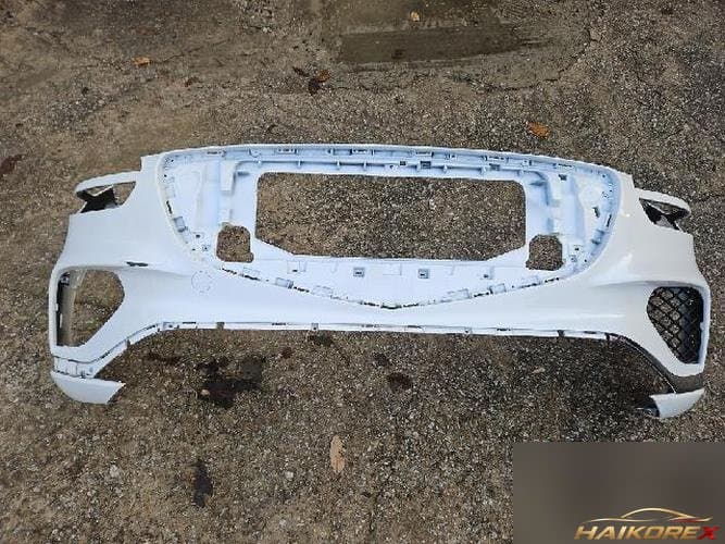 Genesis GV70 2022 — передний бампер