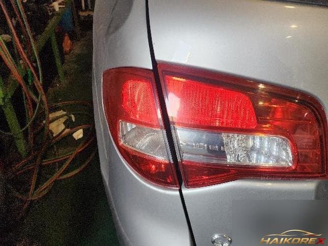 Renault QM5 2009 — накладка задней двери левая 26555-JY05A