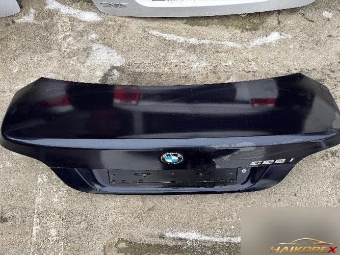 BMW 5 Series 2011 — крышка багажника, 4-дверный