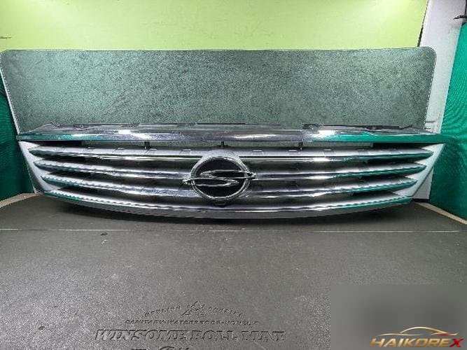 KG Mobility Rexton 2013 — решетка радиатора 5