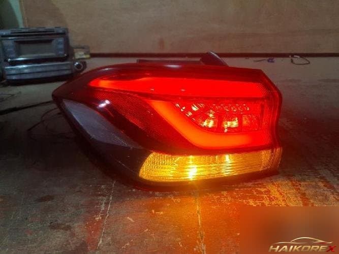 Hyundai i30 2018 — комбинированный фонарь задний левый (водительский) 92401-G3100