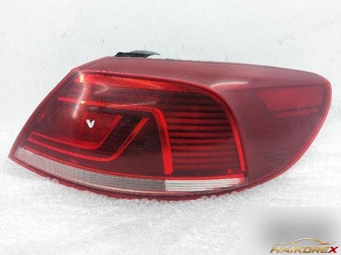 Volkswagen CC 2013 — фонарь задний правый (комбинированный) 3C8945208T