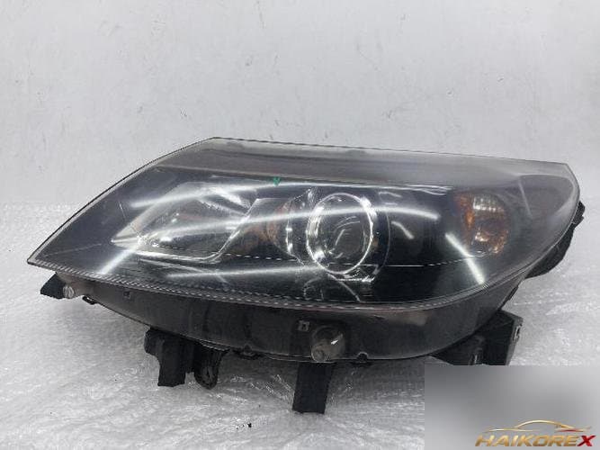 Renault SM5 2012 — фара левая