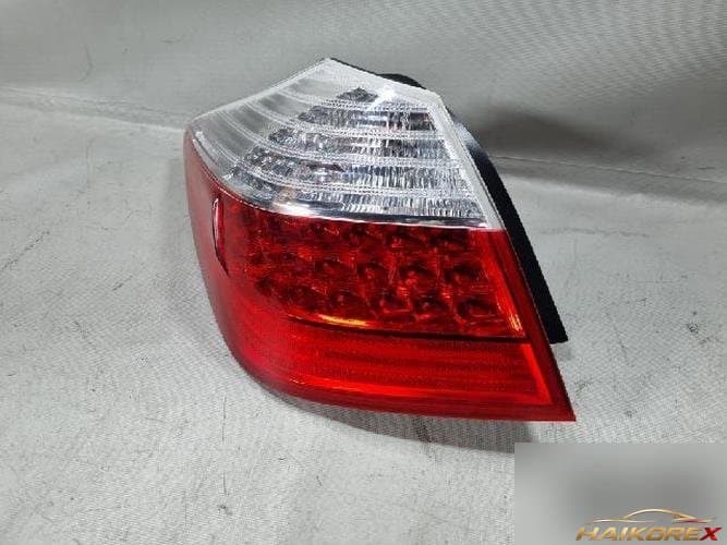 Hyundai Genesis 2008 — фонарь задний левый (комбинированный)