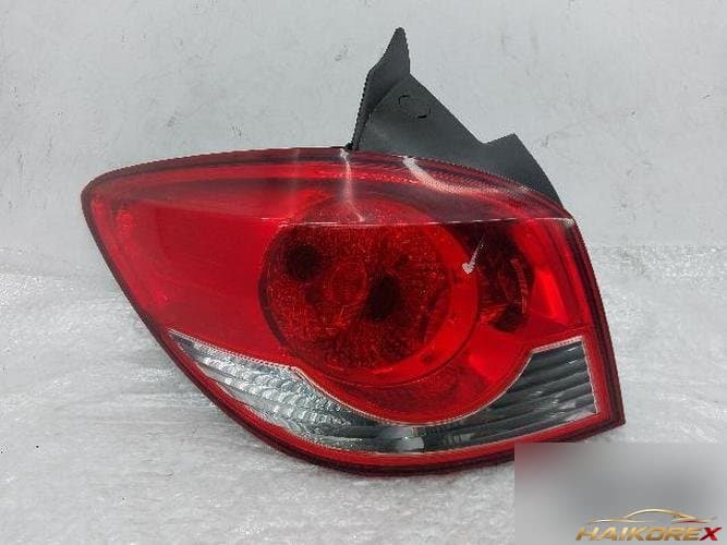 Chevrolet Cruze 2012 — комбинированный фонарь задний левый (водительский) 9