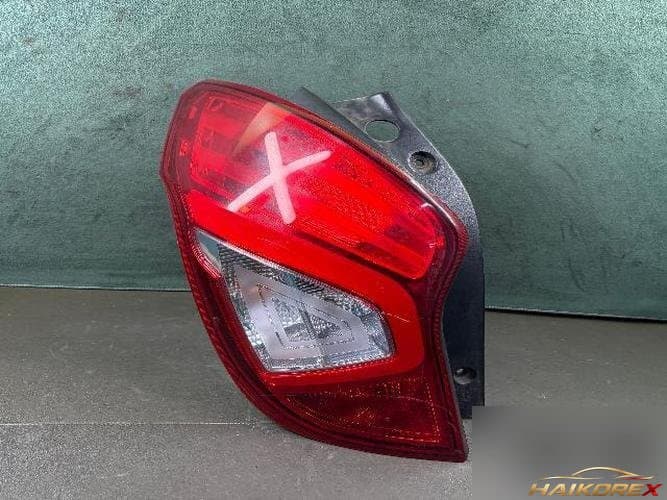 SsangYong Korando 2014 — комбинированный фонарь задний левый