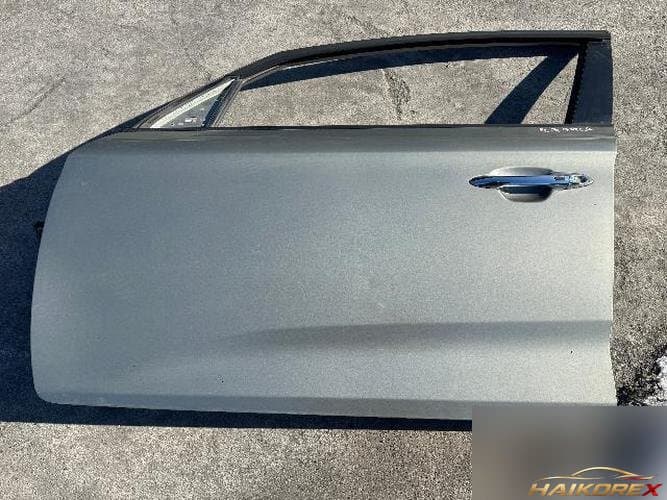 Kia Carens 2014 — дверь передняя левая